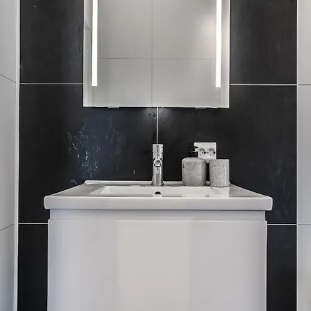 Seafront New In Lofoten Holiday home