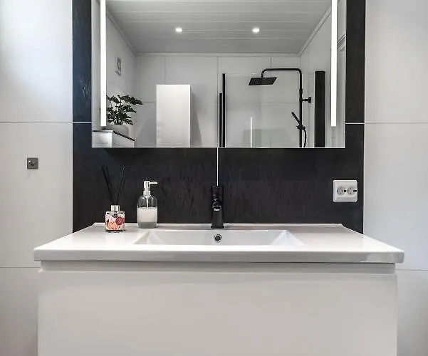 Tatil Evi Seafront New In Lofoten Ballstad