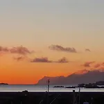 Ferienhaus Seafront New In Lofoten *