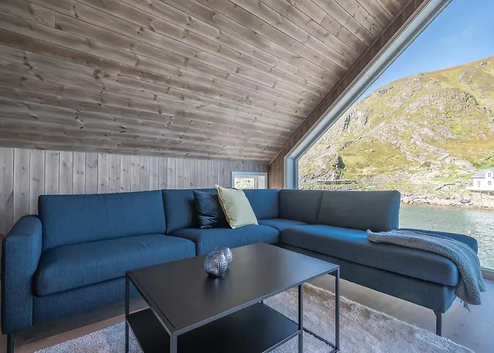 Seafront New In Lofoten Tatil Evi